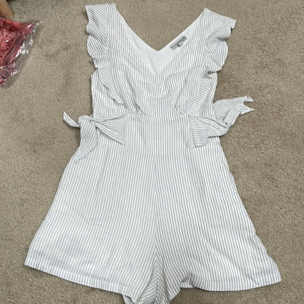 Guess romper